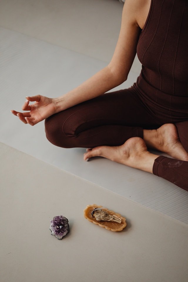 How to Start Yoga at Home: The Beginner’s Guide to Home Yoga